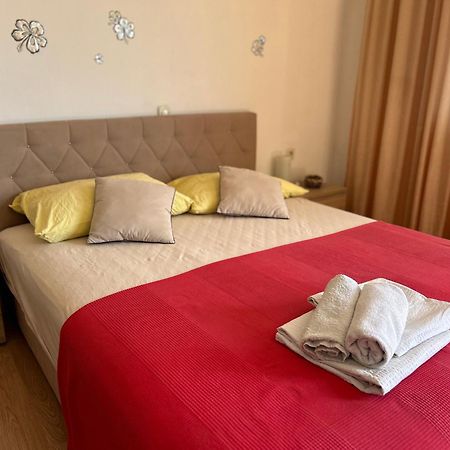 4 Sisters Apartments Gradac  Exterior photo